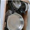 Image 1 : pots and pans with lids