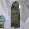 Image 2 : extra long tundra sleeping bag