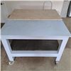 Image 1 : Shop table 4Ft by 4Ft