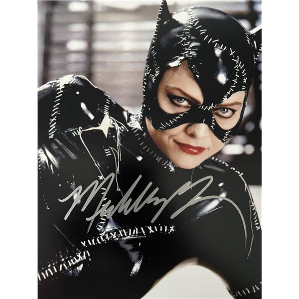 Batman Michelle Pfeiffer signed movie photo