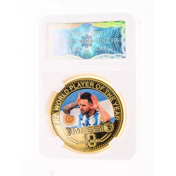 "Lionel Messi" World Player of The Year 24kt Gold Overlay Medallion Slabbed Hands Up