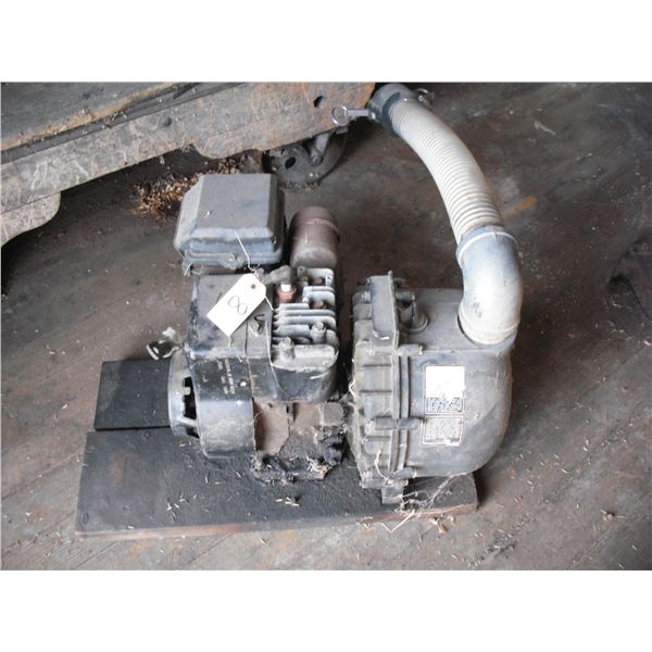 3.5HP Briggs & Stratton motor with Pacer water pump - 2.5"