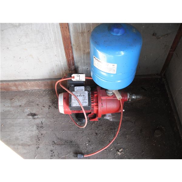 3/4HP pressure tank pump, SER:97080701, 3/4" adapter, Flotec 2 gallon inline pressure tank