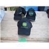 Image 1 : 3 hats - John Deere