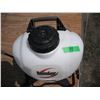 Image 2 : 4 gallon backpack sprayer