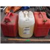 Image 1 : citrus degreaser and 2x 20 liter gas cans