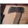 Image 5 : nail puller, axe and handsaw