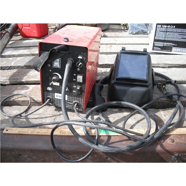 Powerfist portable mig welder with welding mask