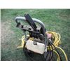 Image 6 : Briggs & Stratton 675 Series pressure washer with wand - 2550 max PSI