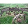 Image 3 : John Deere mold board 4 bottom plow - 30" & 24" steel wheel
