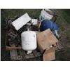 Image 1 : pallet lot - pressure pumps, pressure tanks, carburators, water filters, etc.