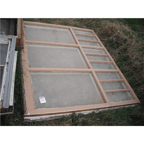 2x 52"x61" wooden fram windows