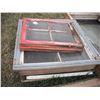 Image 2 : mixed lot of wooden frame windows