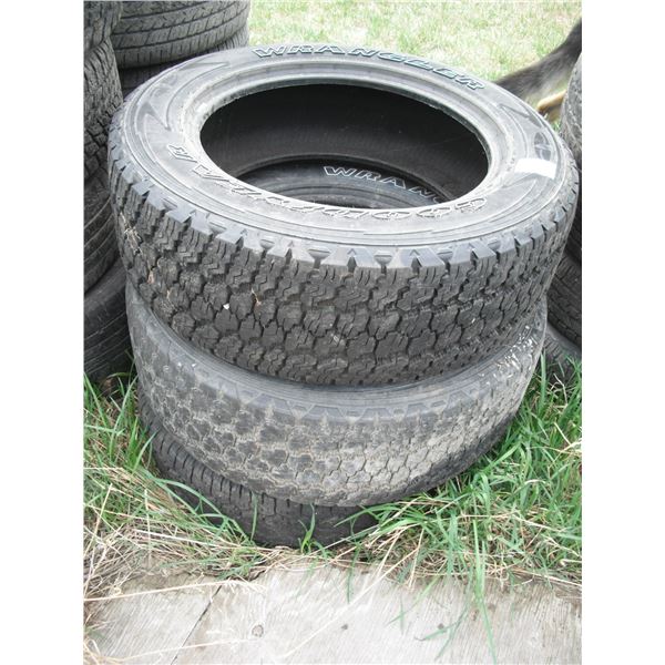 3x Goodyear Wrangler P275/60R20 tires (worn, 1 good tread)