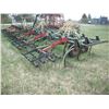 Image 2 : 41ft John Deere E1600 cultivator with Morris tine harrows and hose attachment for luquid fertilizer 