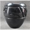 Image 3 : SANTA CLARA POTTERY VASE (MARGRET TAFOYA)
