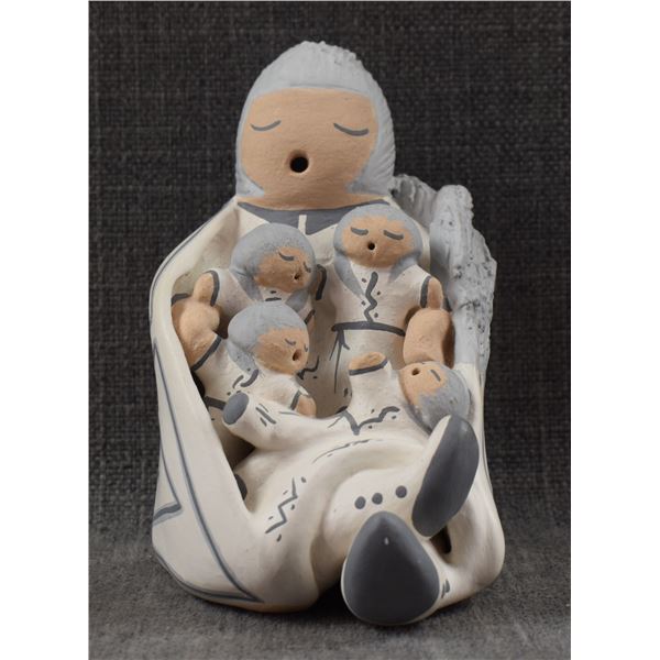 ISLETA POTTERY STORY TELLER (CHRIS TELLER)