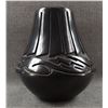 Image 2 : SANTA CLARA POTTERY VASE (CHRIS MARTINEZ)