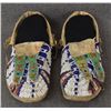 Image 1 : SIOUX BEADED MOCCASINS