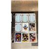 Image 3 : COMPLETE (LOW NUMBER) SET IN BINDER SLEEVES 1990-91 UPPER DECK HOCKEY (400 CARDS)