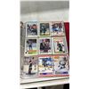 Image 4 : BINDER OF STAR HOCKEY PLAYERS FROM THE 1980'S & 1990'S; GRETZKY, HULL, LEMIEUX ETC WITH HOLOGRAM &