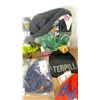 Image 3 : ASSORTED TOQUES & NECKWEAR