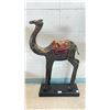 Image 1 : METAL CAMEL DECOR