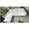 Image 2 : OFF WHITE COUCH WITH CHAISE