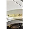 Image 5 : MAYTAG 3000 SERIES WHITE FRONT ENTRY CLOTHES WASHER & A MAYTAG 5000 SERIES