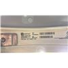 Image 9 : MAYTAG 3000 SERIES WHITE FRONT ENTRY CLOTHES WASHER & A MAYTAG 5000 SERIES