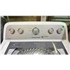 Image 2 : MAYTAG BRAVOS WHITE TOP ENTRY CLOTHES WASHER