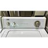 Image 2 : WHIRLPOOL ESTATE WHITE TOP ENTRY CLOTHES WASHER