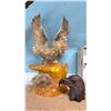 Image 1 : WOODEN CARVED EAGLE & EAGLE HEAD