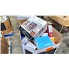 Image 2 : PALLET FILLED WITH - CHARCOAL GRILL, ICE CREAM MAKER, OSCILLATING FANS, BASKETBALL HOOP, BLENDER,