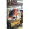 Image 1 : PALLET FILLED WITH - CROCKPOT, OSCILLATING FANS, TOASTER, HUMIDIFIER, ELECTRIC KETTLE, STARFRIT