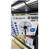 Image 2 : SHELF OF OSCILLATING FANS