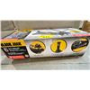 Image 2 : BLACK JACK SUV TROLLEY JACK WITH A 6,000LB LIFTING CAPACITY