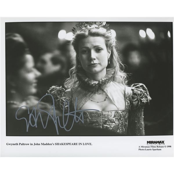 Gwyneth Paltrow Shakespeare in Love signed movie photo. GFA Authenticated