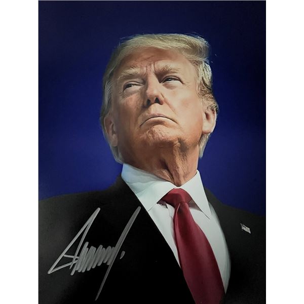 US President Donald Trump signed photo