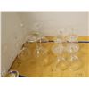 Image 2 : LOT DE 10 COUPES À VIN ASST