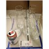 Image 1 : LOT DE 5 CARAFES