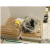 Image 2 : LOT DE PAILLES, CURE-DENTS ET BAGUETTES