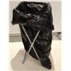 Image 2 : SUPPORT À DÉCHETS
