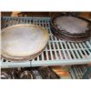 Image 3 : LOT DE 48 PLATEAUX À PIZZA ASST -9" & 10" & 14"