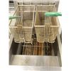 Image 2 : FRITEUSE ELEC. DEAN 16"x28"x34"