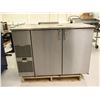Image 1 : REFROIDISSEUR DE FÛTS (GLASSTENDER KC60-L1-SS SANS ROBINET) 52"x25.25"x36"