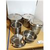 Image 1 : LOT DE 5 BOLS EN MÉTAL ASST
