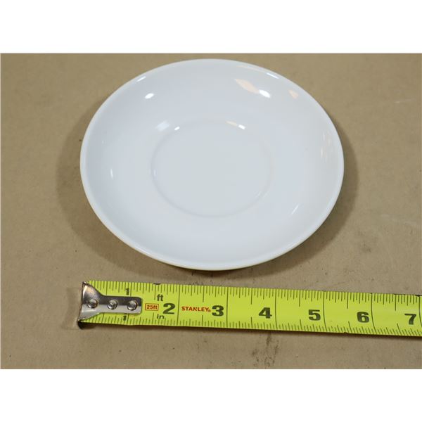 LOT DE 24 SOUCOUPES 6"