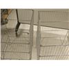 Image 2 : LOT DE 2 PANIERS PLIABLE EN MÉTAL ASST (SANS TABLETTE)