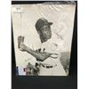 Image 1 : MINNIE MINOSO SIGNED 16 X 20 PHOTO PSA COA